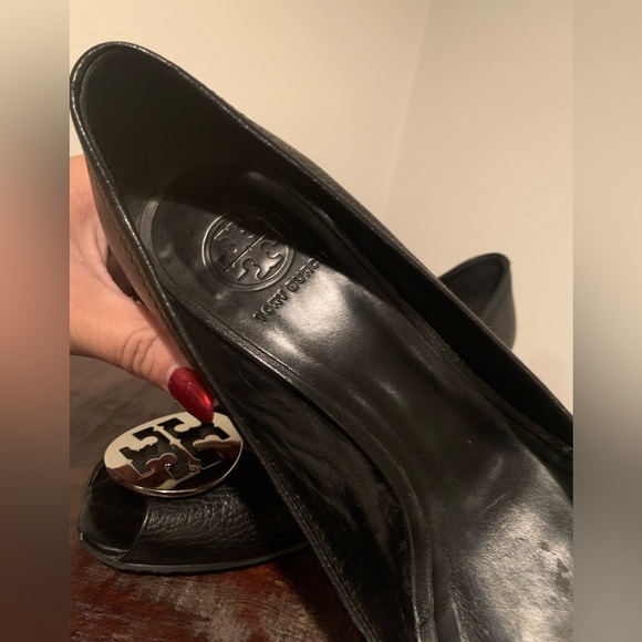 Tory Burch Sally peep toe wedge size 10.5 - Picture 3 of 5